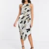 ASOS DESIGN - Vestito Midi Con Pinces Parte Anteriore A Vogatore Fondo Asimmetrico E Stampa A Macchie