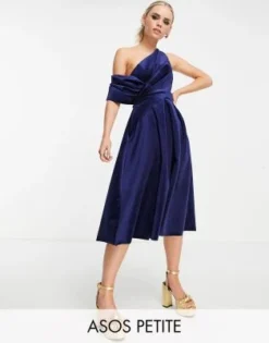 ASOS DESIGN Petite - Vestito Midi Da Ballo Di Fine Anno In Velluto Blu Navy Con Spalle Scoperte
