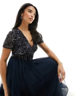 Maya Petite - Vestito Lungo Da Damigella In Tulle Blu Navy A Maniche Corte Con Paillettes Tono Su Tono -Vendite ASOS Maternity || RIVER ISLAND || Monki 201395104 3