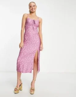 Miss Selfridge - Vestito Sottoveste Midi Con Busto Arricciato E Stampa Con Cuori Viola