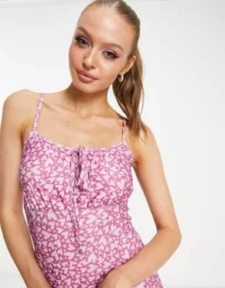 Miss Selfridge - Vestito Sottoveste Midi Con Busto Arricciato E Stampa Con Cuori Viola -Vendite ASOS Maternity || RIVER ISLAND || Monki 201979078 3
