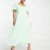 ASOS DESIGN Curve - Vestito Midi A Pieghe In Plumetis Verde Pastello Con Maniche A Sbuffo E Bordi Smerlati