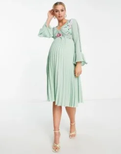 ASOS Maternity ASOS DESIGN Maternity - Vestito Midi A Pieghe Salvia Ricamato -Vendite ASOS Maternity || RIVER ISLAND || Monki 202519835 4