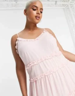 Esclusiva Vila Curve - Vestito Con Spalline Sottili Midi Da Damigella Rosa Testurizzato Con Volant -Vendite ASOS Maternity || RIVER ISLAND || Monki 202551869 4