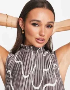 ASOS DESIGN - Vestito Midi Plissé Accollato In Raso Con Stampa Astratta -Vendite ASOS Maternity || RIVER ISLAND || Monki 202662136 3