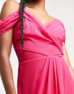TFNC Petite - Vestito A Portafoglio Drappeggiato Fucsia Da Damigella -Vendite ASOS Maternity || RIVER ISLAND || Monki 202716884 3