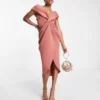 ASOS DESIGN Petite - Vestito Midi A Spalle Scoperte Rosa Con Incrocio Sul Davanti