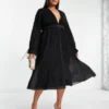 ASOS DESIGN Curve - Vestito Midi Nero A Pieghe Con Maniche A Campana E Cintura