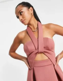 ASOS DESIGN Petite - Vestito Da Cerimonia Allacciato Al Collo Con Incrocio E Cut-out Rosa -Vendite ASOS Maternity || RIVER ISLAND || Monki 203034042 3