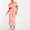 ASOS DESIGN Petite - Vestito Midi Con Spalle Drappeggiate E Cintura Rosa