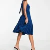 Closet London Tall - Vestito Midi Accollato Blu Navy A Pieghe