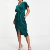 Closet London Petite - Vestito Midi Verde Smeraldo In Velluto Con Maniche A Kimono E Cintura