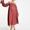ASOS Maternity ASOS DESIGN Maternity - Vestito Midi Con Maniche A Campana E Bustino Arricciato Rosa Scuro