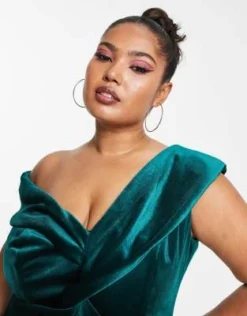 ASOS DESIGN Curve - Vestito Midi A Portafoglio In Velluto Verde Bosco Con Spalla Scoperta E Incrocio Sul Davanti -Vendite ASOS Maternity || RIVER ISLAND || Monki 203638319 3
