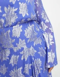 ASOS DESIGN Curve - Vestito Lungo A Maniche Lunghe Blu Metallizzato Con Volant Sui Polsini -Vendite ASOS Maternity || RIVER ISLAND || Monki 203676852 3