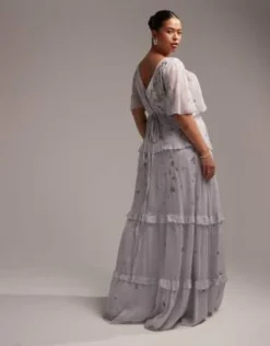 ASOS DESIGN Curve - Vestito Lungo Da Damigella Avvolgente Con Manica Con Volant Blu Con Ricami E Decorazioni -Vendite ASOS Maternity || RIVER ISLAND || Monki 203677674 3