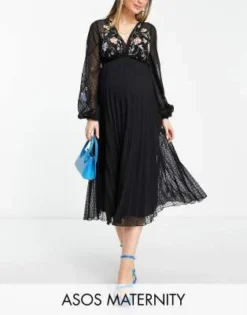 ASOS Maternity ASOS DESIGN Maternity - Vestito Midi A Pieghe Con Incrocio Frontale In Tessuto Plumetis Nero Con Ricami