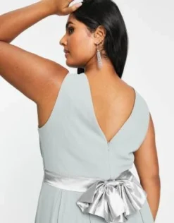 TFNC Plus - Vestito Lungo Da Damigella Verde Salvia Con Fiocco Sul Retro -Vendite ASOS Maternity || RIVER ISLAND || Monki 203775049 3