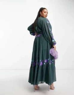 ASOS DESIGN Curve - Vestito Lungo In Chiffon Verde Bosco Con Scollo A V, Maniche Ad Ali Di Pipistrello E Dettagli Ricamati -Vendite ASOS Maternity || RIVER ISLAND || Monki 203815650 3