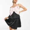 Esclusiva Pieces Petite - Vestito Corto Con Dettaglio A Fiocco, Colore Nero E Rosa