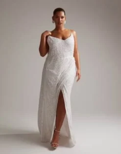 ASOS Edition Curve - Nia - Vestito Lungo Da Sposa Con Spalline Sottili, Drappeggio Laterale E Decorazioni Color Avorio