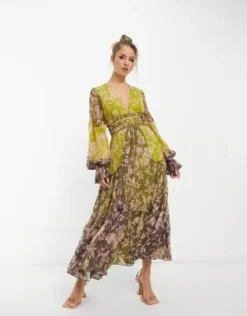 ASOS DESIGN - Vestito Midi Arricciato In Vita Con Maniche A Campana A Fiori Misti