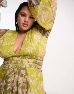 ASOS DESIGN Curve - Vestito Midi Arricciato In Vita Con Maniche A Campana A Fiori Misti -Vendite ASOS Maternity || RIVER ISLAND || Monki 204033068 3