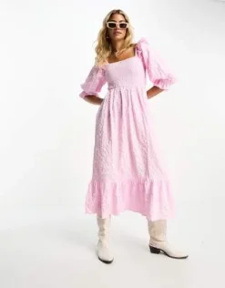 Miss Selfridge - Vestito Midi Rosa Testurizzato E Arricciato Con Volant