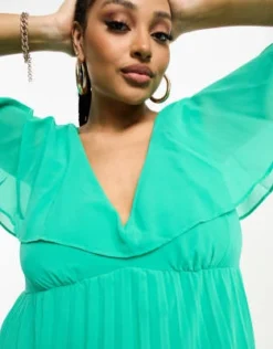 ASOS DESIGN Curve - Vestito Lungo Con Fondo A Pieghe Verde Con Mantella Ad Ali Di Pipistrello -Vendite ASOS Maternity || RIVER ISLAND || Monki 204088095 3