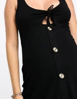 ASOS Maternity ASOS DESIGN Maternity - Vestito Midi Senza Maniche Nero Con Bottoni E Laccetti -Vendite ASOS Maternity || RIVER ISLAND || Monki 204093641 2