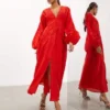 ASOS Edition - Vestito Midi Con Scollo Profondo E Stretto In Vita In Pizzo Sangallo Rosso Pomodoro