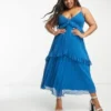 ASOS DESIGN Curve - Vestito Midi A Pieghe Con Spalline Sottili Blu Con Volant