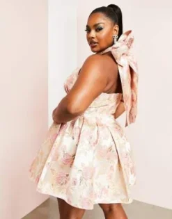 ASOS LUXE Curve - Vestito A Trapezio Corto Jacquard Rosa A Fiori Allacciato Al Collo -Vendite ASOS Maternity || RIVER ISLAND || Monki 204184279 4