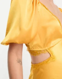 ASOS DESIGN Tall - Vestito Lungo Modello Milkmaid In Raso Color Oro Con Finiture In Pizzo E Fascette Sul Retro -Vendite ASOS Maternity || RIVER ISLAND || Monki 204192210 3