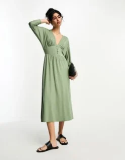 ASOS DESIGN - Vestito Midi Da Giorno A Maniche Lunghe Kaki Con Bottoni -Vendite ASOS Maternity || RIVER ISLAND || Monki 204224341 3