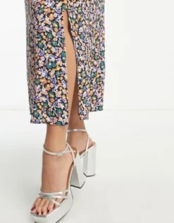 Nobody's Child Maternity - Luna - Vestito Midi Con Maniche A Sbuffo A Fiori -Vendite ASOS Maternity || RIVER ISLAND || Monki 204239993 3