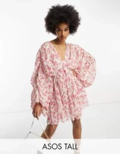 ASOS DESIGN Tall- Vestito Corto A Trapezio Rosa A Fiori Con Micro Pieghe E Maniche Ad Ali Di Pipistrello