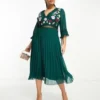 ASOS DESIGN Curve - Vestito Midi A Pieghe Verde Bosco Con Ricami E Inserti In Pizzo