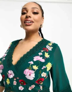 ASOS DESIGN Curve - Vestito Midi A Pieghe Verde Bosco Con Ricami E Inserti In Pizzo -Vendite ASOS Maternity || RIVER ISLAND || Monki 204252591 2