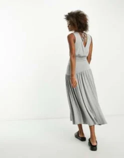 ASOS DESIGN - Vestito Midi Drappeggiato Grigio Mélange Con Fascia In Vita Asimmetrica -Vendite ASOS Maternity || RIVER ISLAND || Monki 204339320 3