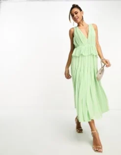 ASOS DESIGN - Vestito Midi A Pieghe E Balze Verde Salvia Con Scollo Profondo