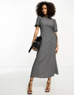 ASOS DESIGN - Vestito Grembiule Midi Bianco E Nero A Quadri Con Cut-out Laterale E Maniche A Sbuffo -Vendite ASOS Maternity || RIVER ISLAND || Monki 204350980 4