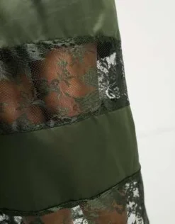 River Island Petite - Vestito Sottoveste Kaki Con Dettagli In Pizzo -Vendite ASOS Maternity || RIVER ISLAND || Monki 204365153 3