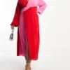 Pretty Lavish Curve - Vestito Lungo Rosa E Rosso A Contrasto Con Nodo Sul Davanti