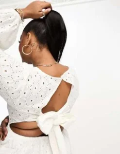 Pretty Lavish Curve - Vestito Lungo Bianco In Pizzo Con Cut-out -Vendite ASOS Maternity || RIVER ISLAND || Monki 204485466 3