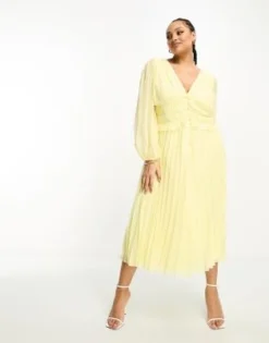 ASOS DESIGN Curve - Vestito Midi A Pieghe Giallo Pastello Plumetis Metallizzato Con Bottoni E Arricciatura In Vita