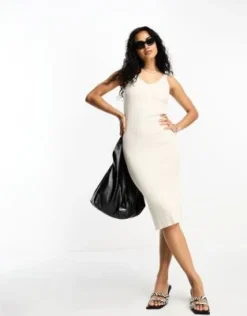 Selected Femme - Vestito Midi Senza Maniche In Maglia Crema Con Scollo A V -Vendite ASOS Maternity || RIVER ISLAND || Monki 204634299 3