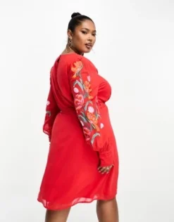 Hope & Ivy Plus - Vestito Corto Ricamato Avvolgente A Maniche Lunghe Rosso -Vendite ASOS Maternity || RIVER ISLAND || Monki 204656733 4