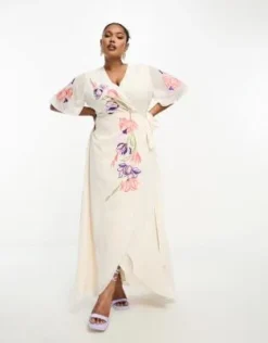 Hope & Ivy Plus - Vestito Lungo Color Avorio Con Fiori Ricamati