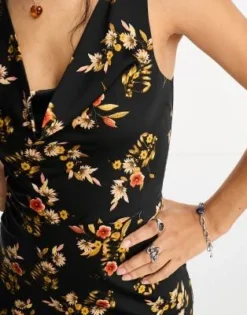 Emory Park - Vestito In Raso Nero Con Gonna Al Polpaccio, Scollo Ad Anello E Stampa A Fiori -Vendite ASOS Maternity || RIVER ISLAND || Monki 204676322 3